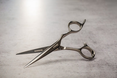 Profi Friseurschere, Haarschneideschere, Friseurschere Japanstahl, ergonomische Friseurschere, Friseurbedarf, Salonqualität